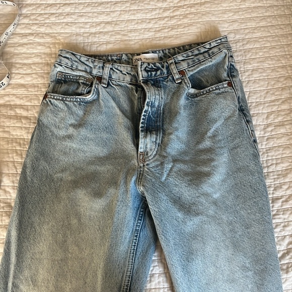 Zara Wide Leg Jeans - Picture 2 of 6